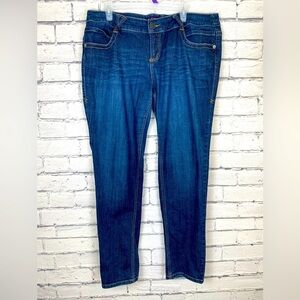 Z. Cavaricci Dark Wash Slim Straight Jeans size 20